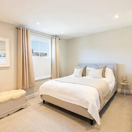 Beautiful Victorian Terrace & Free Parking Harrogate